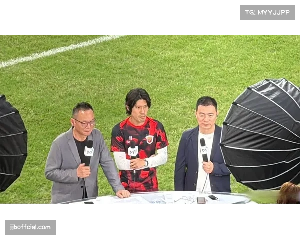 跟随一支德甲球队的理疗师:应对魔鬼赛程的48小时 跟随一支德甲球队的理疗师:应对魔鬼赛程的48小时